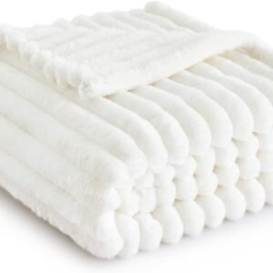 Off White Cozy Fleece Throw
